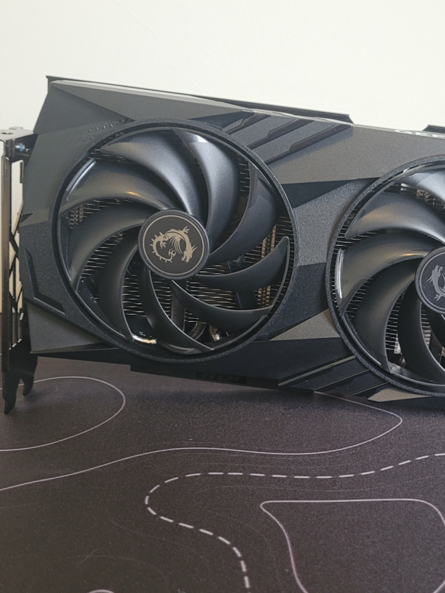 RTX 4060 da MSI é boa? Veja Unboxing e fotos